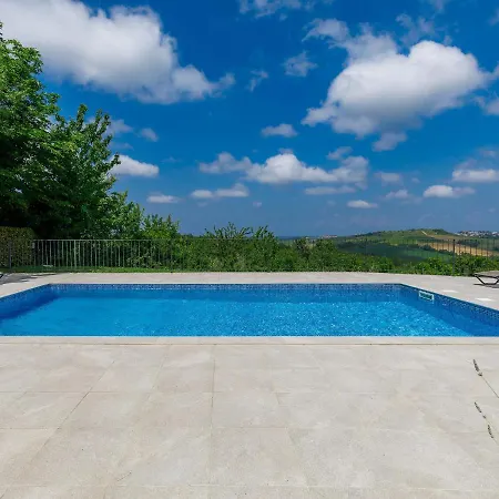 Remington By Interhome Villa