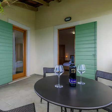 Villa Villa Remington By Interhome Donje Baredine