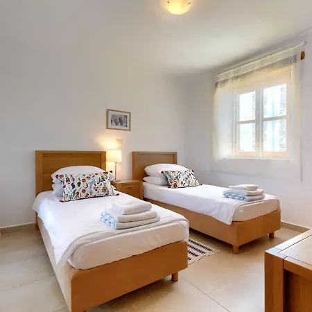 Villa Villa Remington By Interhome *