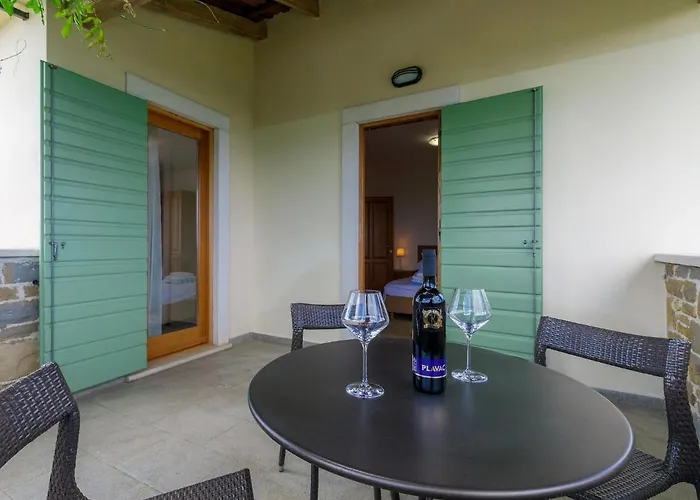 Villa Remington By Interhome Donje Baredine
