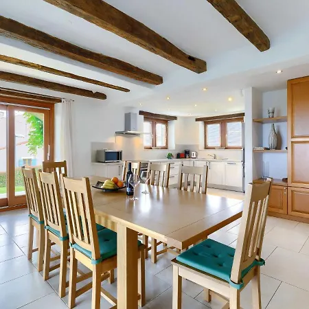 Villa Remington By Interhome