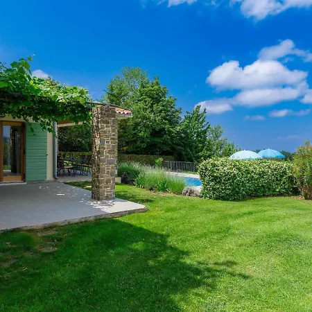 Villa Remington By Interhome