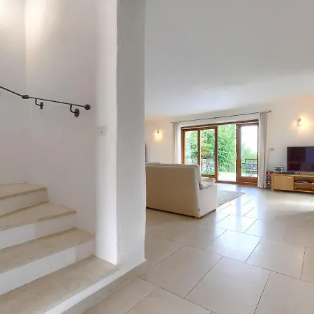 Villa Remington By Interhome Villa