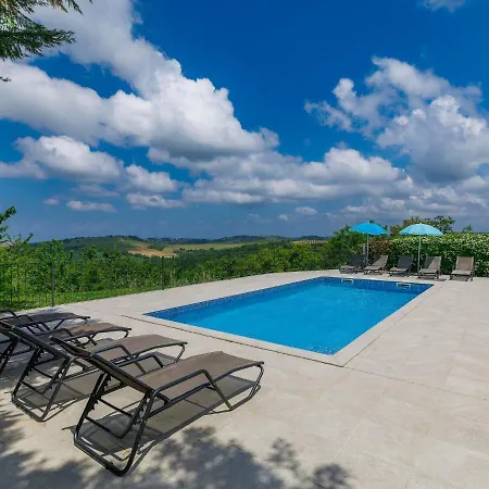 Villa Remington By Interhome *