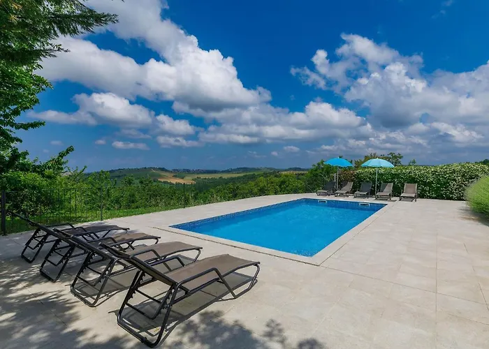 Villa Remington By Interhome *